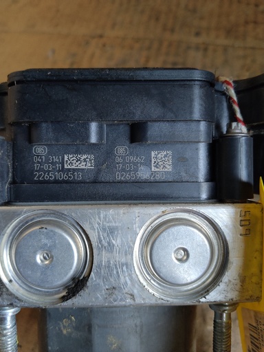 403025610