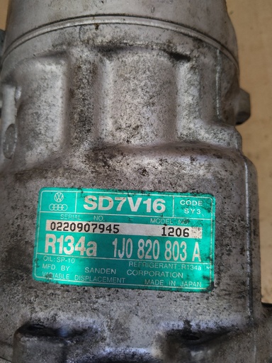 083023152