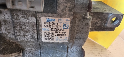 083027896