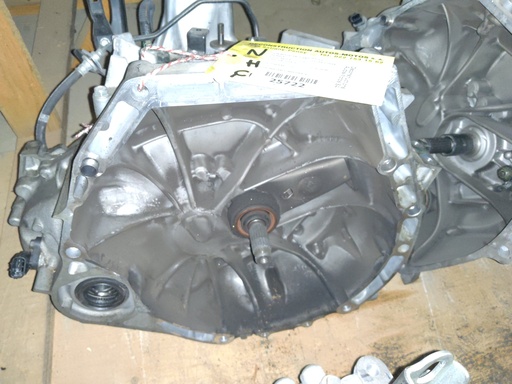 276025722